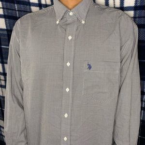 Fresh and authentic long sleeve polo button up